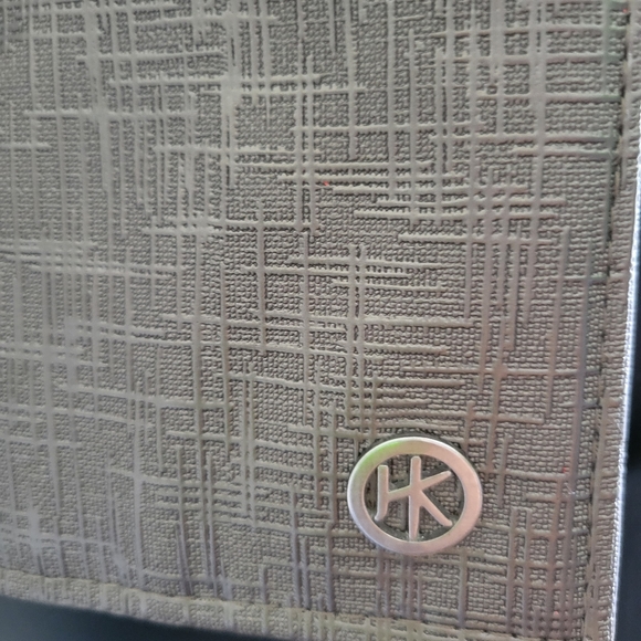 Hip Klip Purse (Faux Leather) - Picture 4 of 6